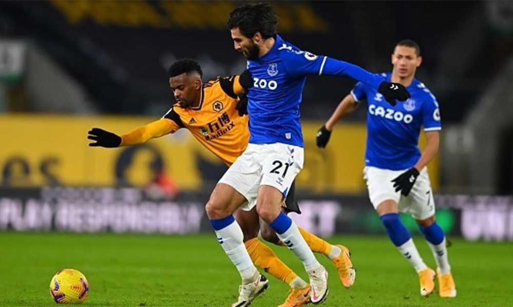 Soi kèo châu Á Everton vs Wolves